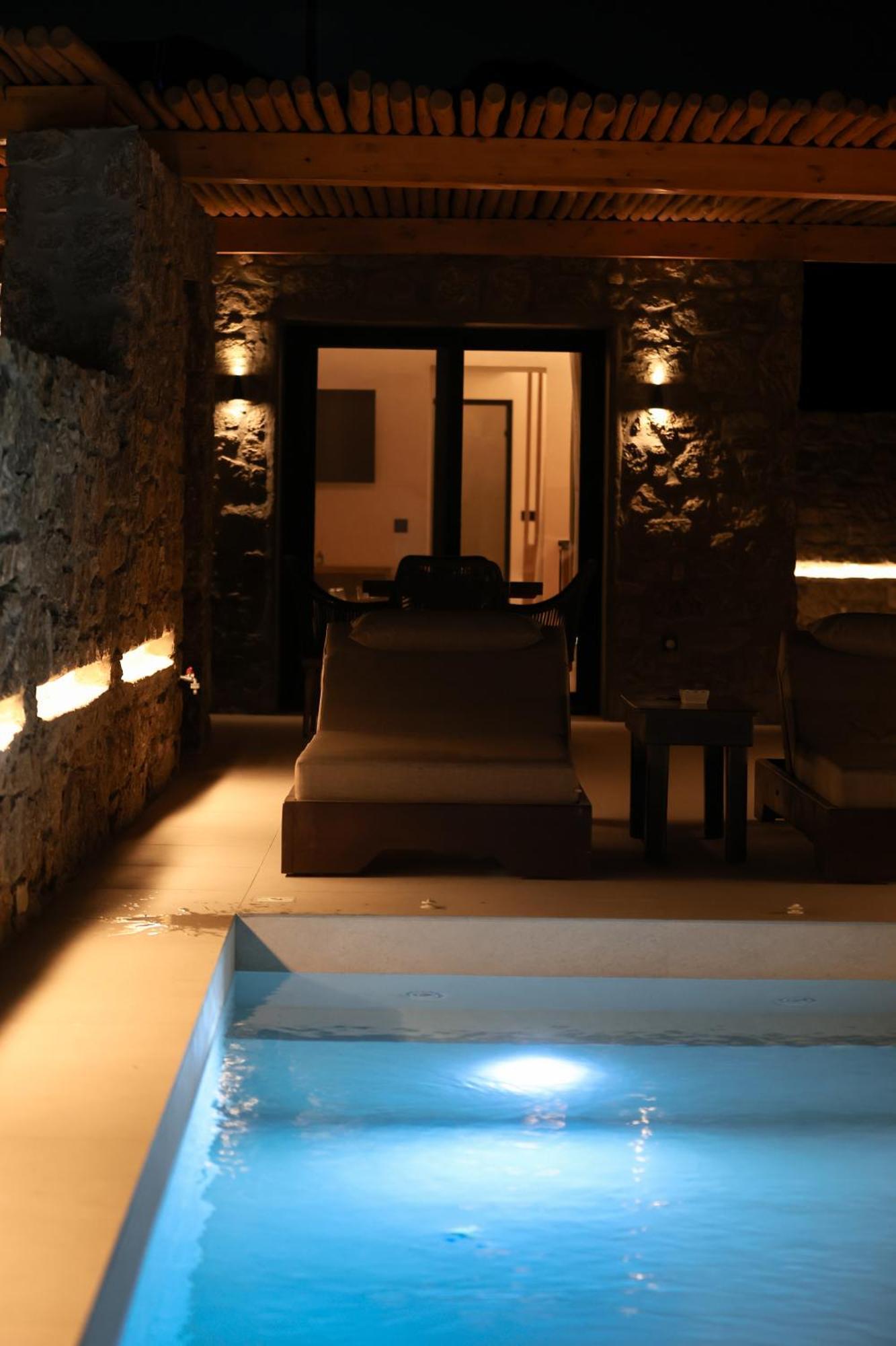 Queen Kalliopi Suites Plintri Extérieur photo