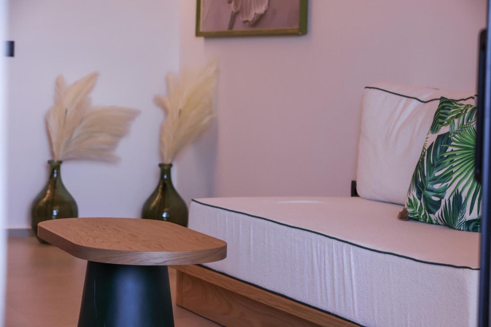 Queen Kalliopi Suites Plintri Extérieur photo