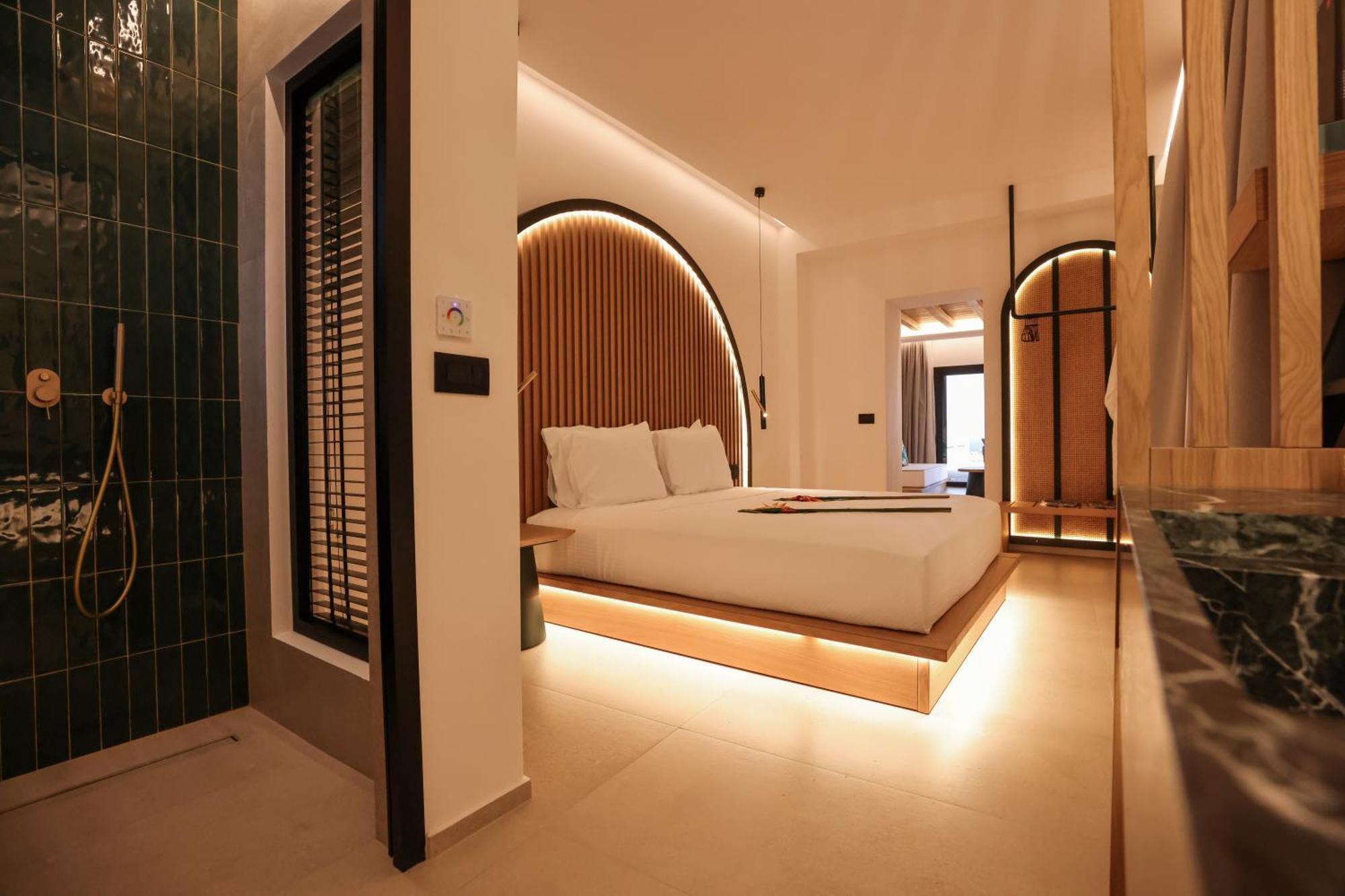 Queen Kalliopi Suites Plintri Extérieur photo